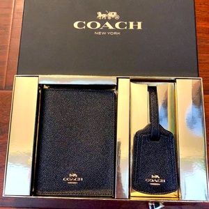 Coach Glitter Travel Set (passport wallet+tag) new